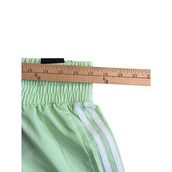 Adidas Pacer Training 3 Stripes Woven High Rise 3" Shorts Women's XL Green New! - Picture 10 of 12